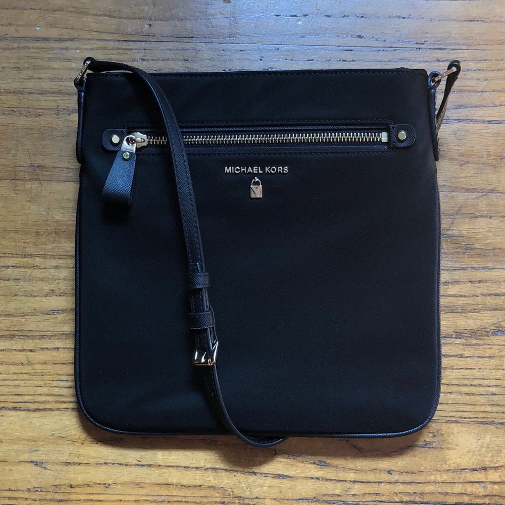NWT Michael Kors crossbody purse, black